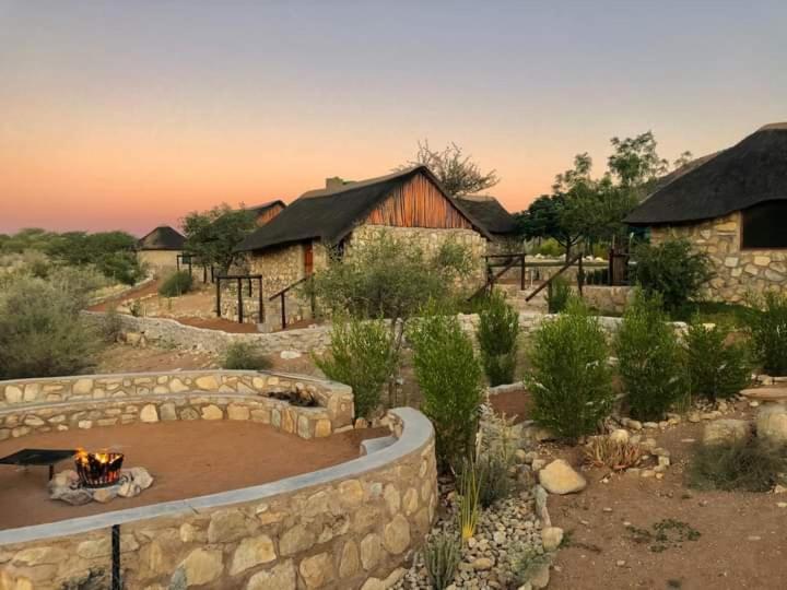 Kapika Waterfall Lodge Epupa Zewnętrze zdjęcie