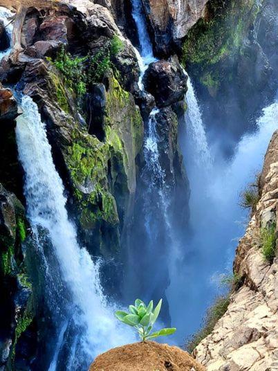 Kapika Waterfall Lodge Epupa Zewnętrze zdjęcie