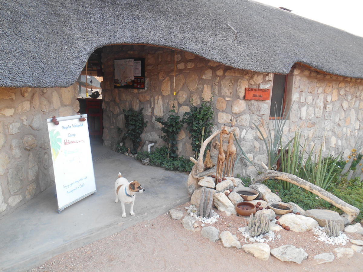 Kapika Waterfall Lodge Epupa Zewnętrze zdjęcie