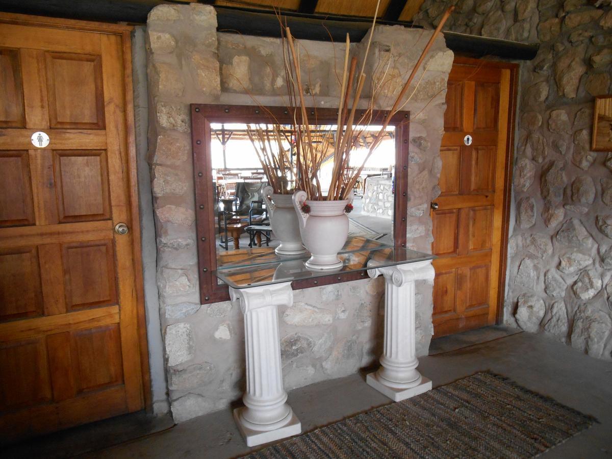 Kapika Waterfall Lodge Epupa Zewnętrze zdjęcie